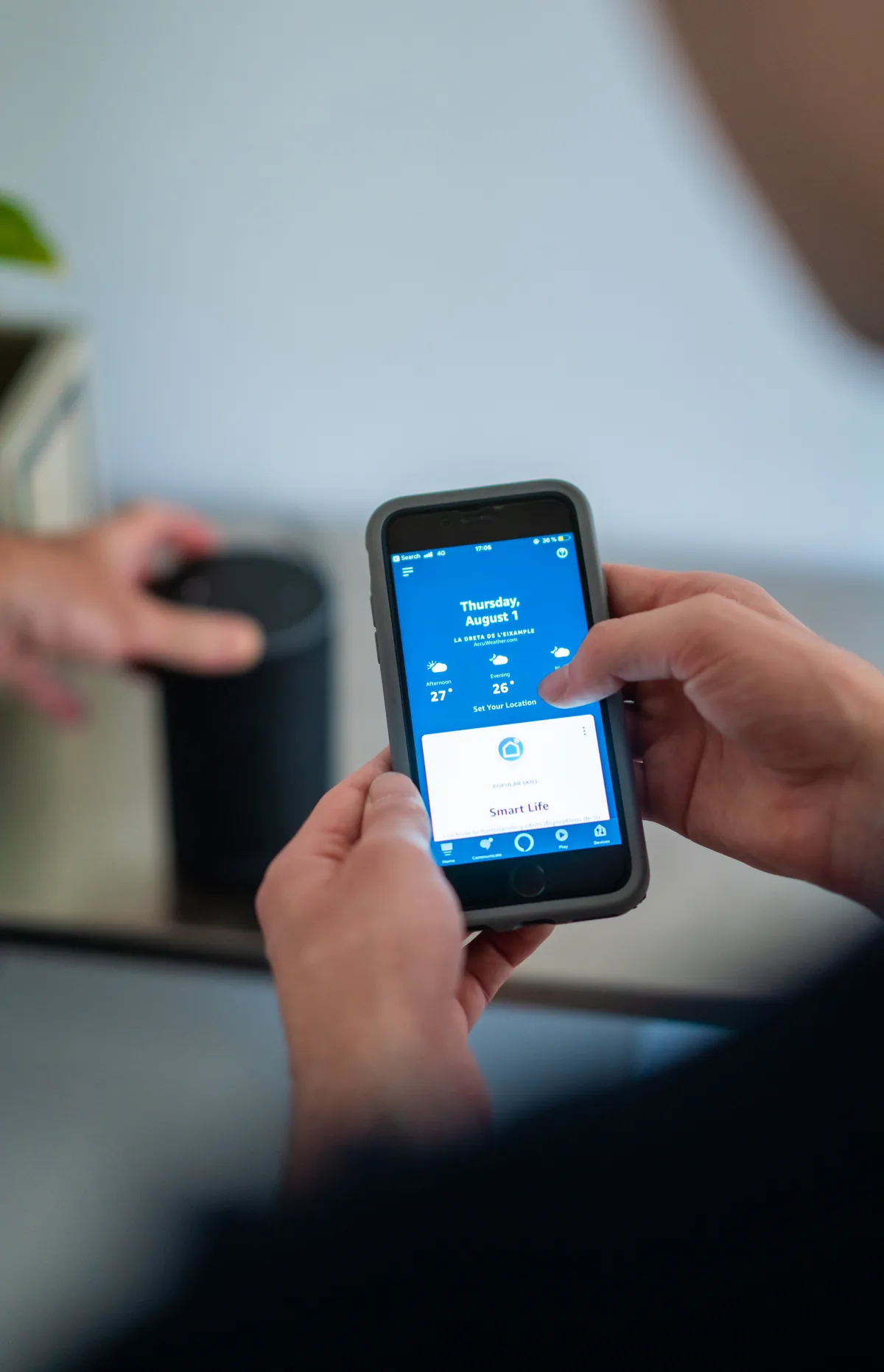 TechBuddy-tekniker hjälper till med mobiltelefoni