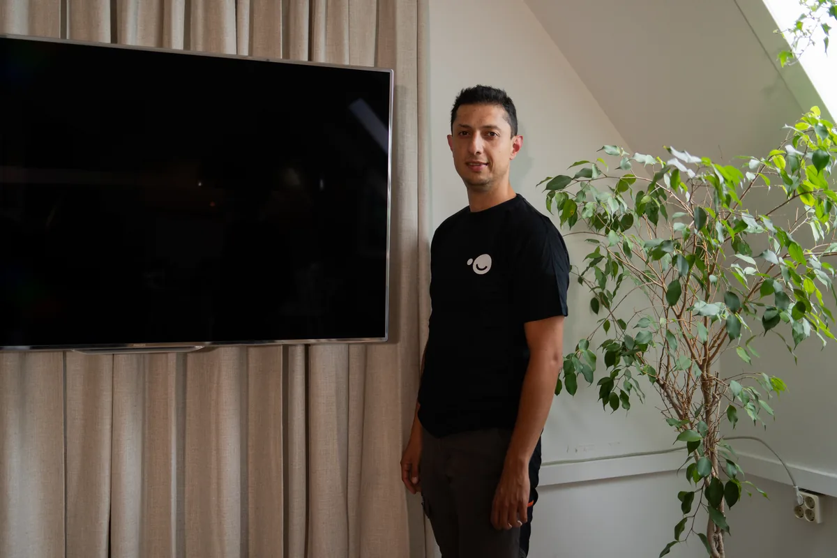TechBuddy-tekniker hjälper till med media-streaming